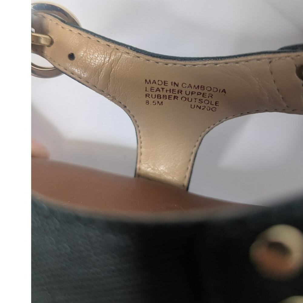 Michael Kors green textured leather strappy thong summer sandals size 8.5 - Picture 6 of 8